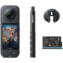 Outdoorová kamera Insta360 X5 Starter Bundle černá